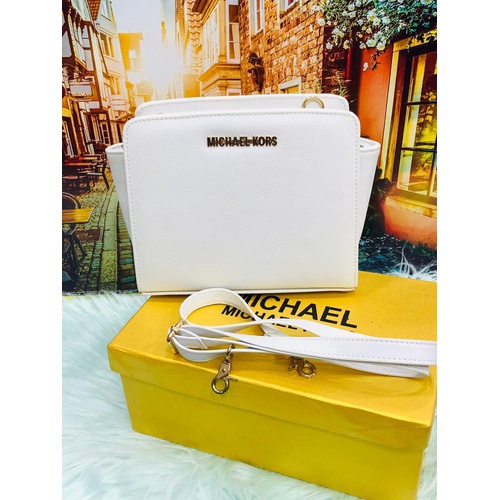 Michael Kors Selma Mini Leather Crossbody Bag color : White