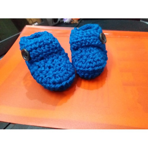 Baby booties and mittens