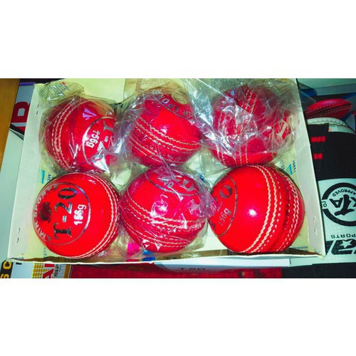 Cricket Hard Ball for t20 20 overs