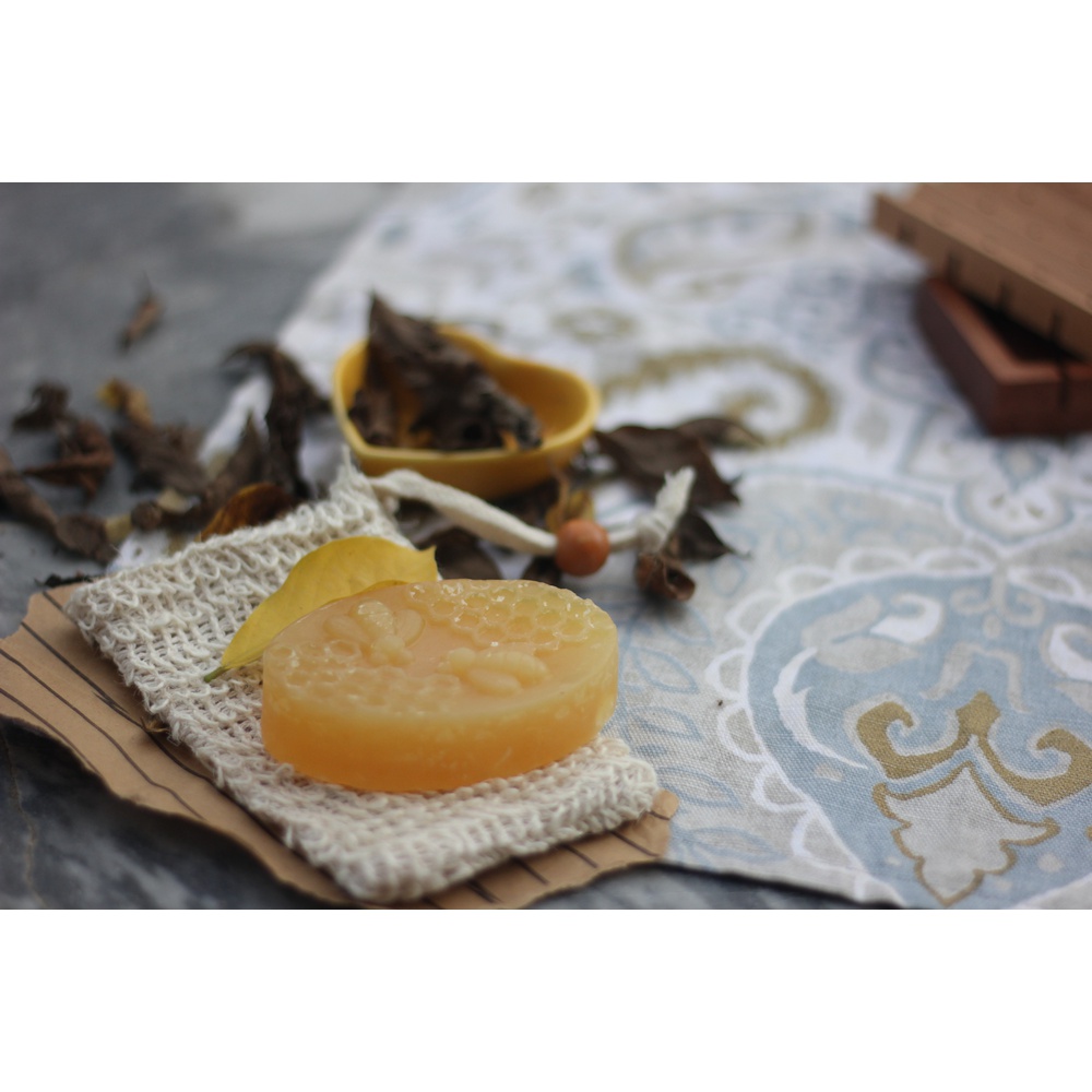 Homemade & Organic Honey Soap